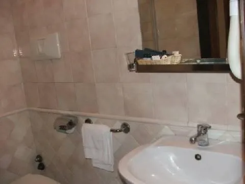 Отель Solfatara